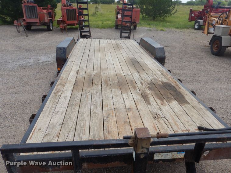 image for item LP9469 2011 PJ Carhaul  equipment trailer