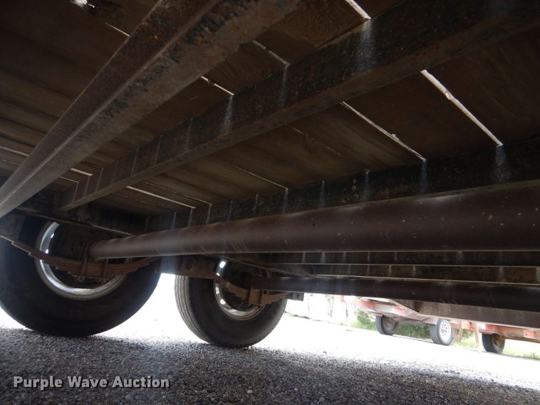 image for item LP9469 2011 PJ Carhaul  equipment trailer