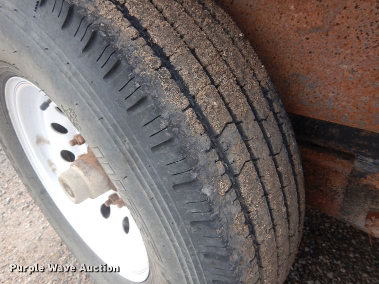 image for item LP9469 2011 PJ Carhaul  equipment trailer