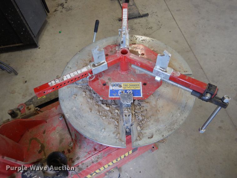 image for item LP9479 2013 Corghi A9220 TI MA  rim clamp tire machine