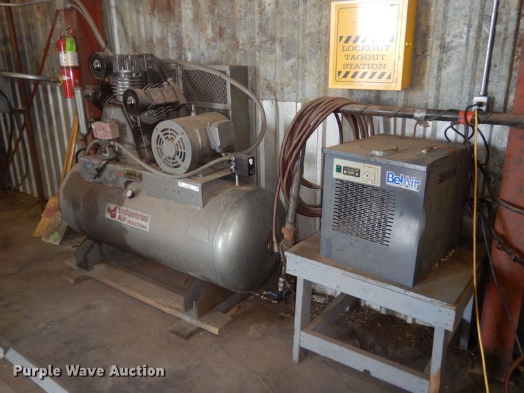 image for item LT9917 Industrial Air Machine CIP15E120H  air compressor