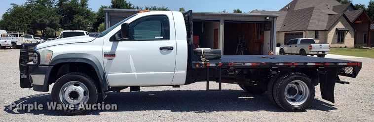 image for item LU9225 2008 Dodge Ram 4500  flatbed truck