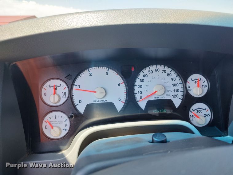 image for item LU9225 2008 Dodge Ram 4500  flatbed truck