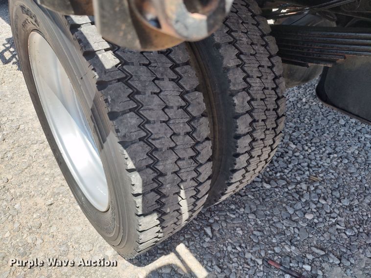 image for item LU9225 2008 Dodge Ram 4500  flatbed truck