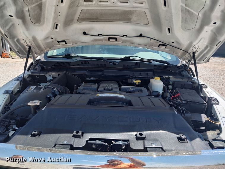 image for item LU9228 2012 Dodge Ram 5500  utility / service truck