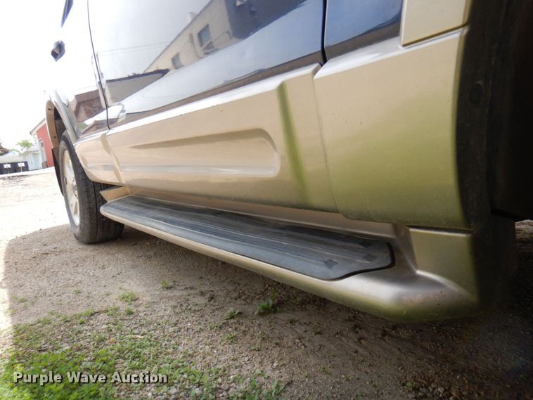 image for item MF9613 2003 Ford Explorer Eddie Bauer  SUV