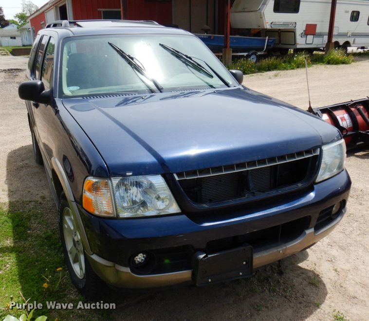 image for item MF9613 2003 Ford Explorer Eddie Bauer  SUV