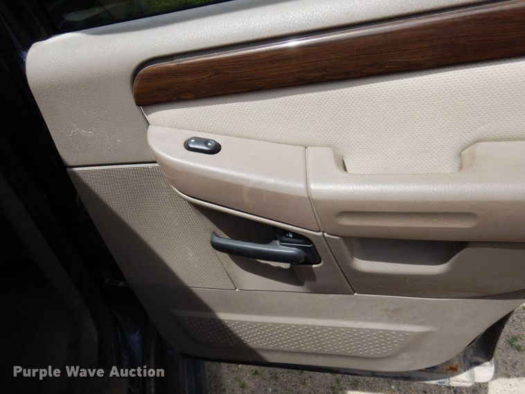 image for item MF9613 2003 Ford Explorer Eddie Bauer  SUV