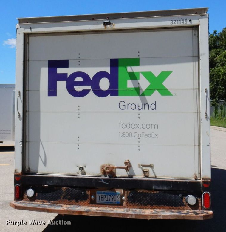 image for item MF9731 2015 GMC Savana G3500  delivery van