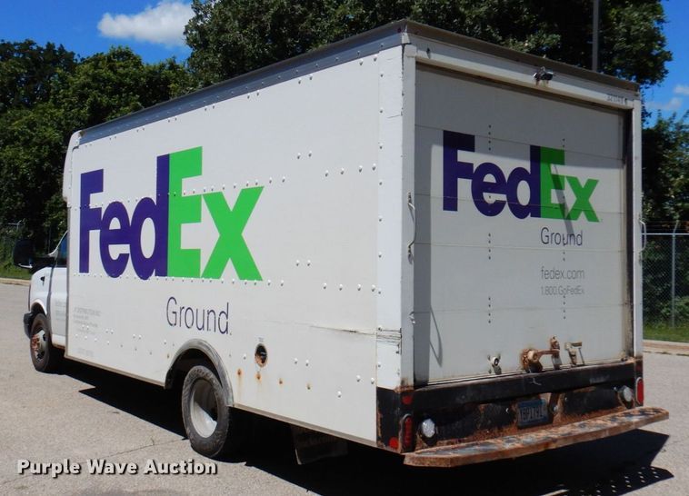 image for item MF9731 2015 GMC Savana G3500  delivery van