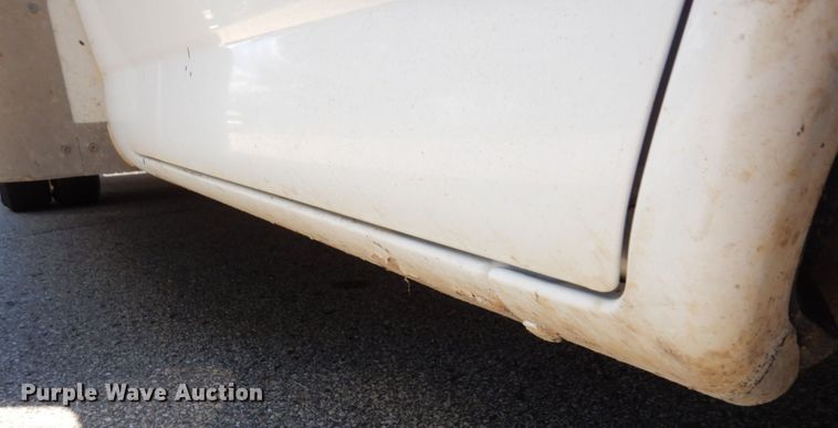 image for item MF9731 2015 GMC Savana G3500  delivery van