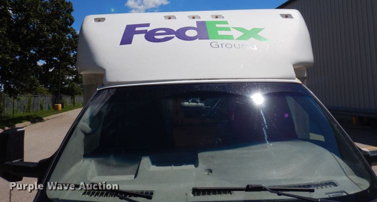 image for item MF9731 2015 GMC Savana G3500  delivery van