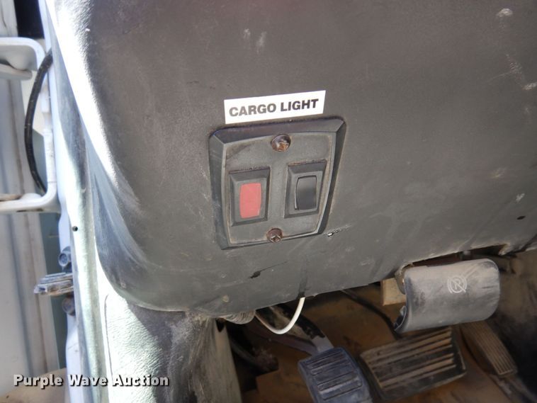 image for item MF9731 2015 GMC Savana G3500  delivery van