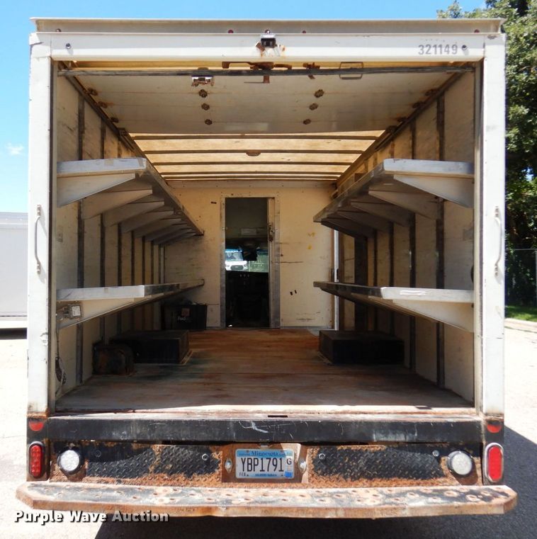 image for item MF9731 2015 GMC Savana G3500  delivery van