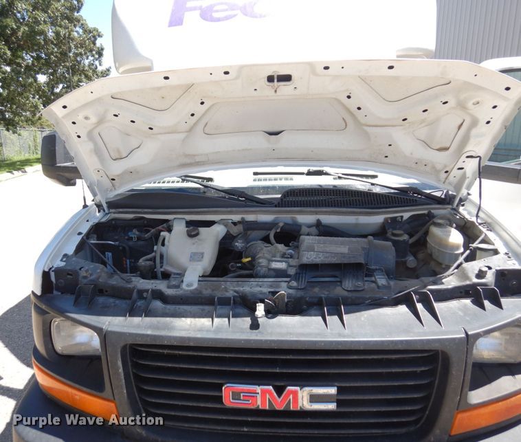 image for item MF9731 2015 GMC Savana G3500  delivery van