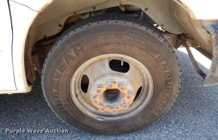 image for item MF9731 2015 GMC Savana G3500  delivery van