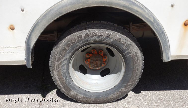 image for item MF9731 2015 GMC Savana G3500  delivery van