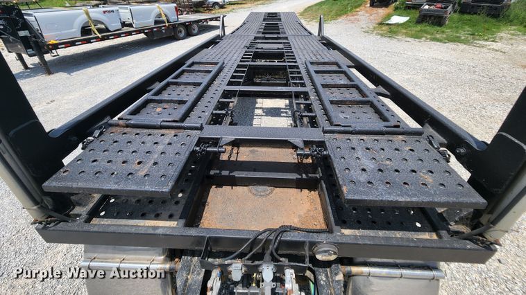 image for item MK9004 2013 Sun Country  car carrier