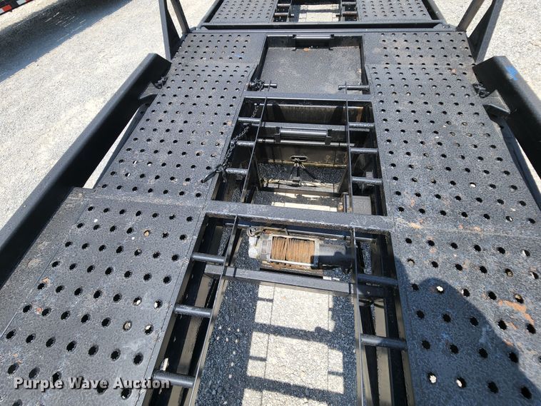 image for item MK9004 2013 Sun Country  car carrier