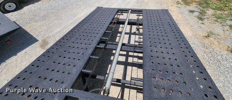 image for item MK9004 2013 Sun Country  car carrier