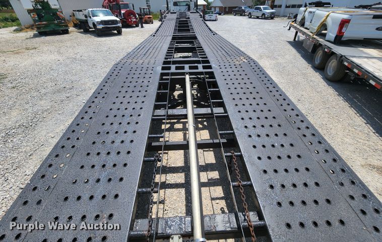 image for item MK9004 2013 Sun Country  car carrier