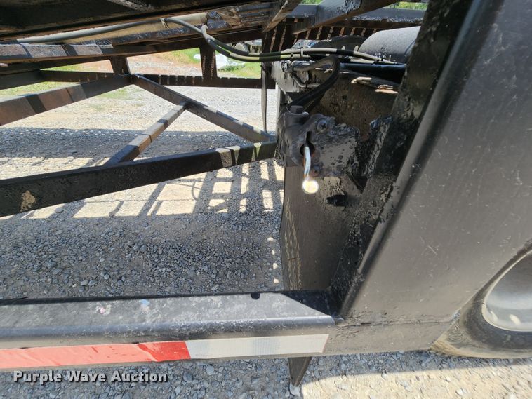 image for item MK9004 2013 Sun Country  car carrier