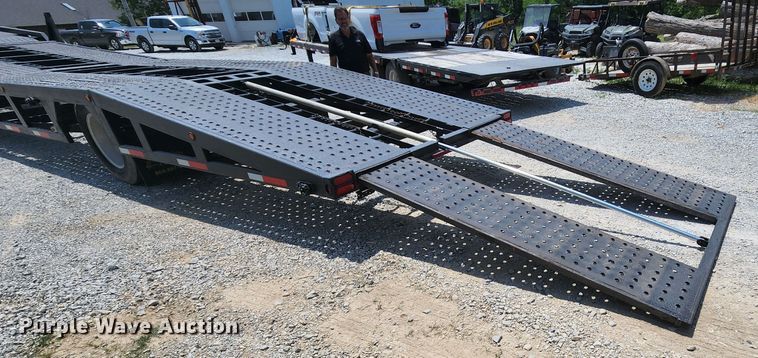 image for item MK9004 2013 Sun Country  car carrier