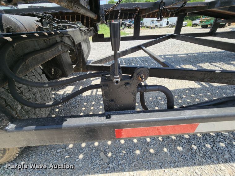 image for item MK9004 2013 Sun Country  car carrier