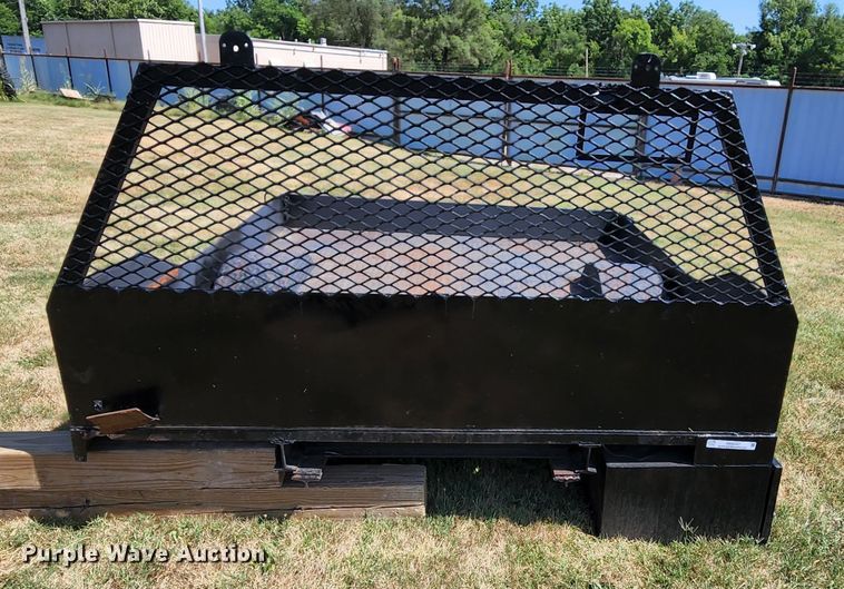 image for item MK9047 Flatbed