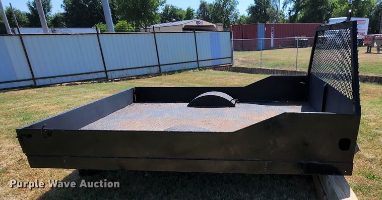 image for item MK9047 Flatbed