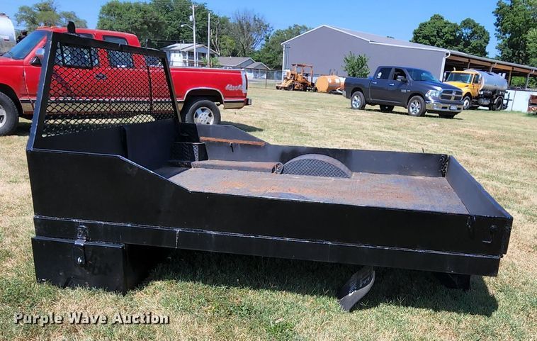 image for item MK9047 Flatbed