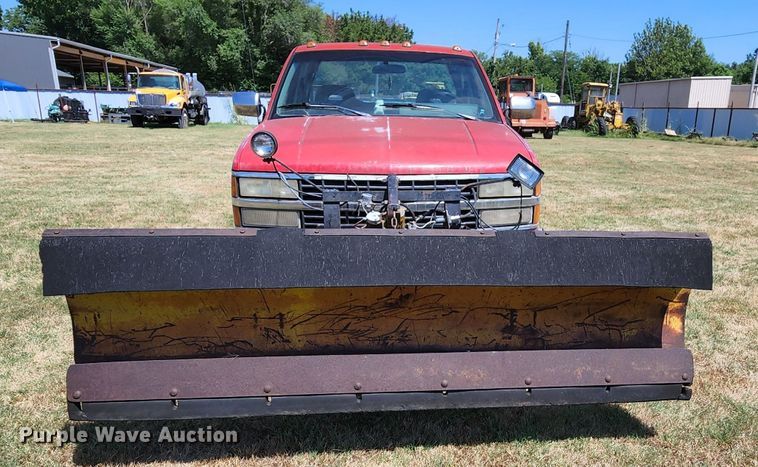 image for item MK9048 1992 Chevrolet K1500  Ext. Cab pickup truck