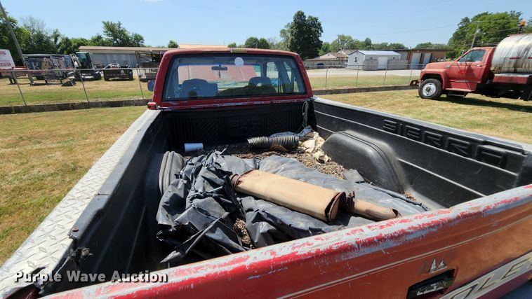 image for item MK9048 1992 Chevrolet K1500  Ext. Cab pickup truck