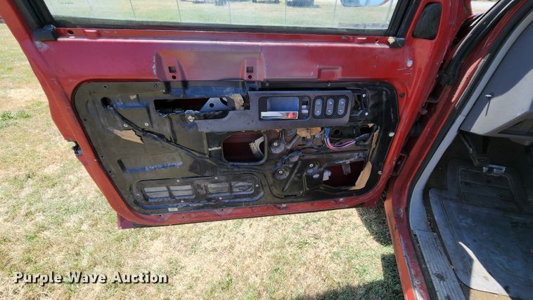 image for item MK9048 1992 Chevrolet K1500  Ext. Cab pickup truck