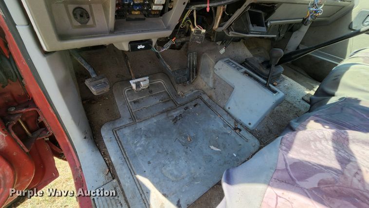 image for item MK9048 1992 Chevrolet K1500  Ext. Cab pickup truck