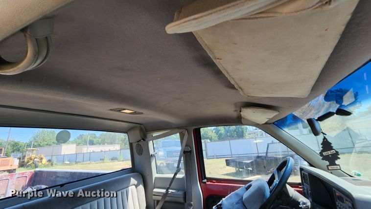 image for item MK9048 1992 Chevrolet K1500  Ext. Cab pickup truck