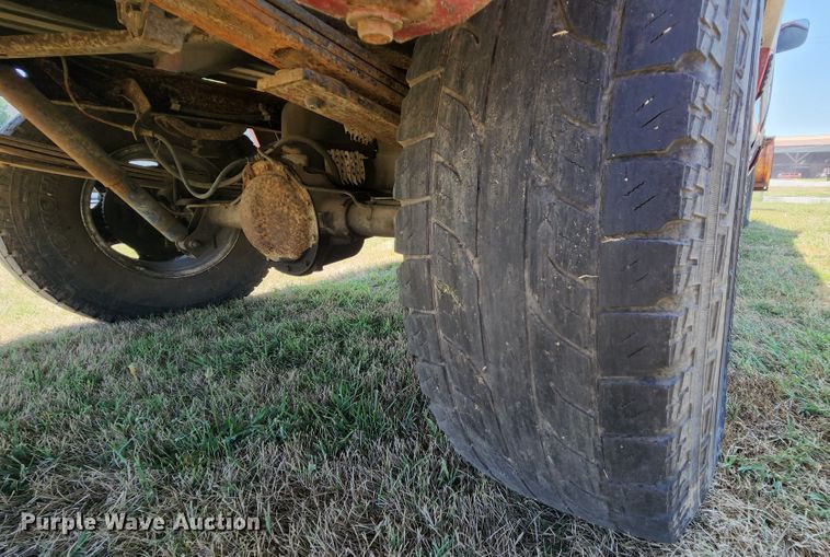 image for item MK9048 1992 Chevrolet K1500  Ext. Cab pickup truck