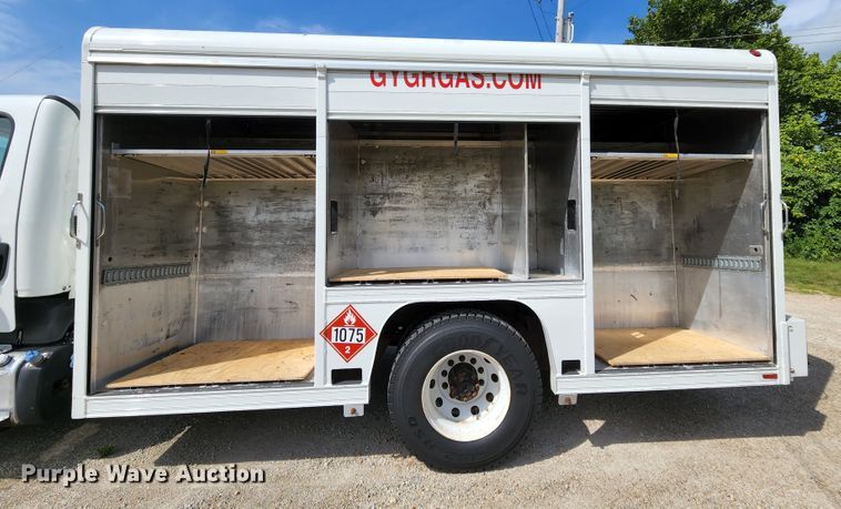 image for item MK9069 2014 Freightliner Business Class M2  delivery truck