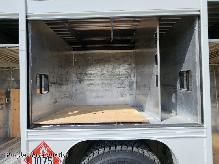 image for item MK9069 2014 Freightliner Business Class M2  delivery truck