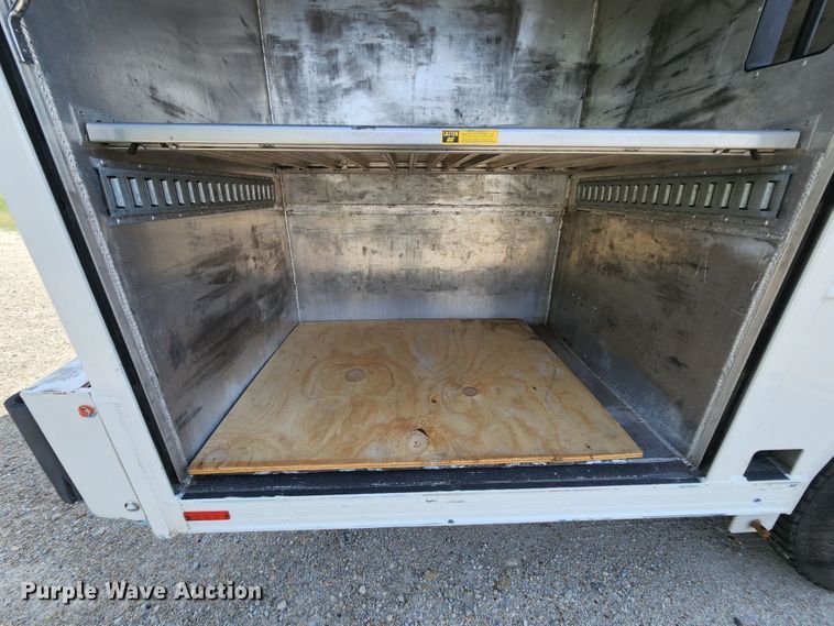 image for item MK9069 2014 Freightliner Business Class M2  delivery truck