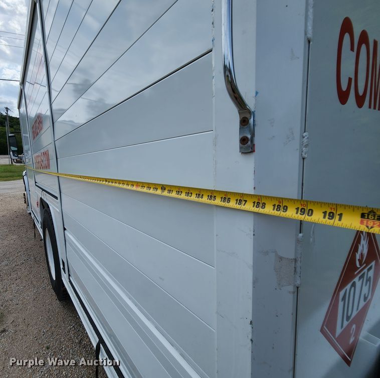 image for item MK9069 2014 Freightliner Business Class M2  delivery truck