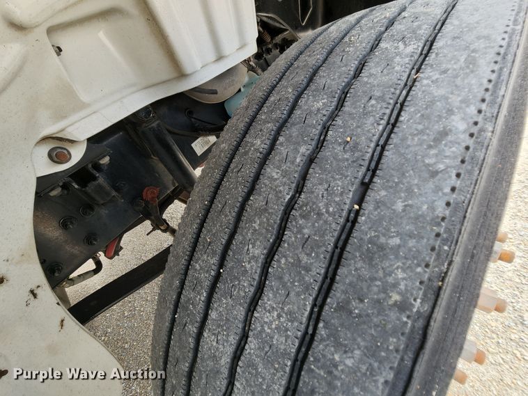 image for item MK9069 2014 Freightliner Business Class M2  delivery truck