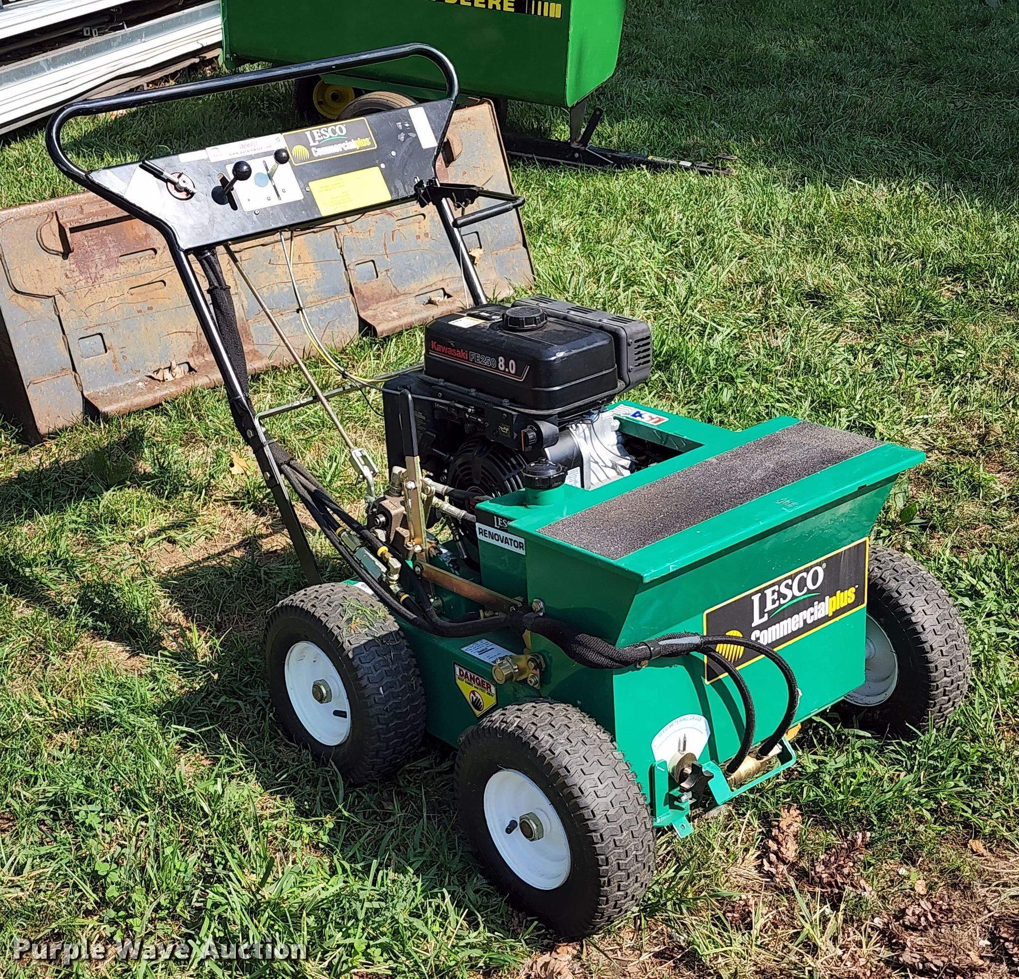 Lesco Commercial Plus overseeder in Lee