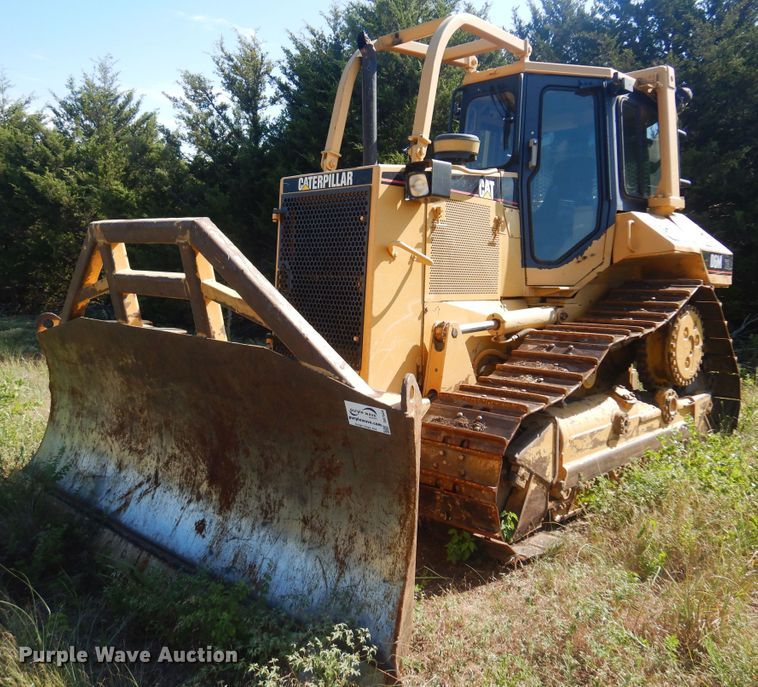 image for item DB7944 1999 Caterpillar D6M XL  dozer