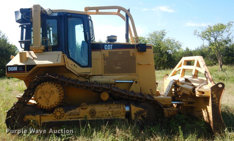 image for item DB7944 1999 Caterpillar D6M XL  dozer
