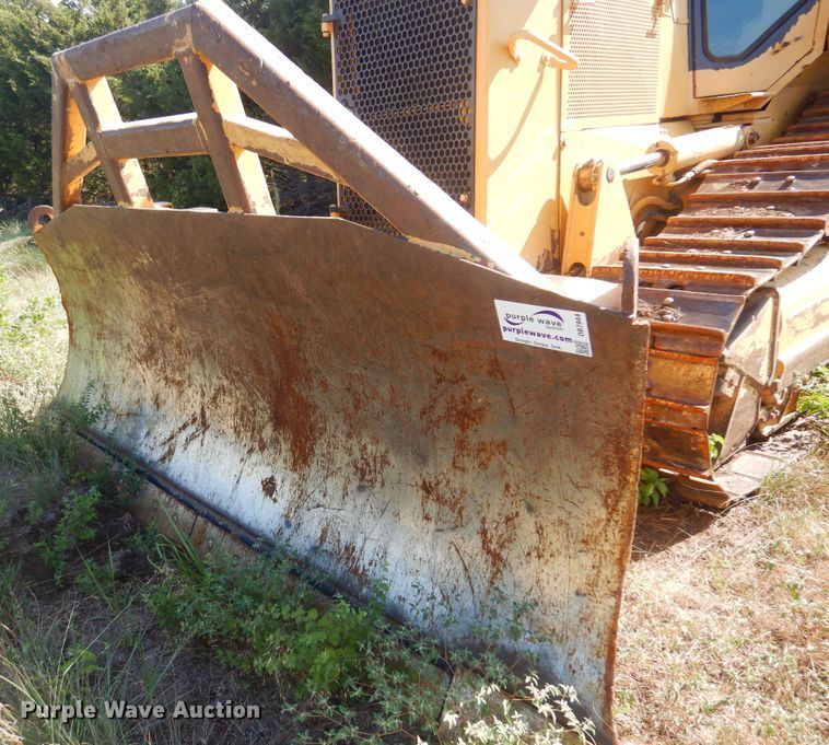 image for item DB7944 1999 Caterpillar D6M XL  dozer