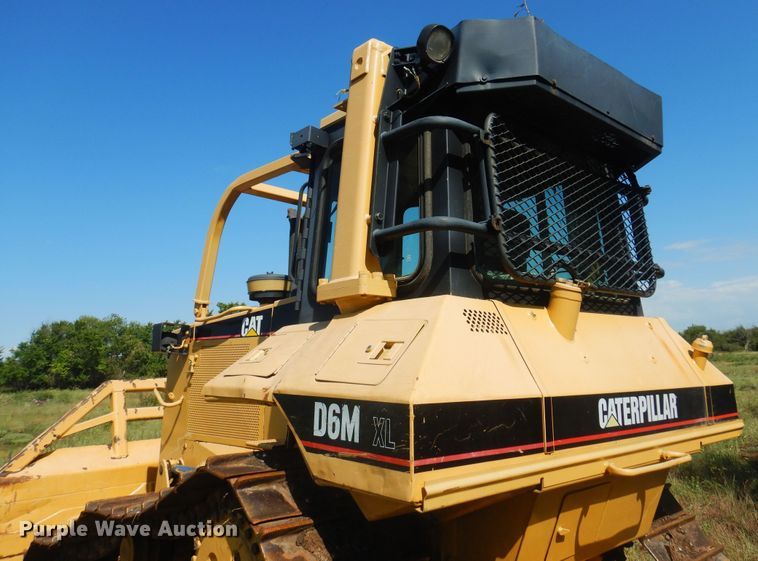 image for item DB7944 1999 Caterpillar D6M XL  dozer