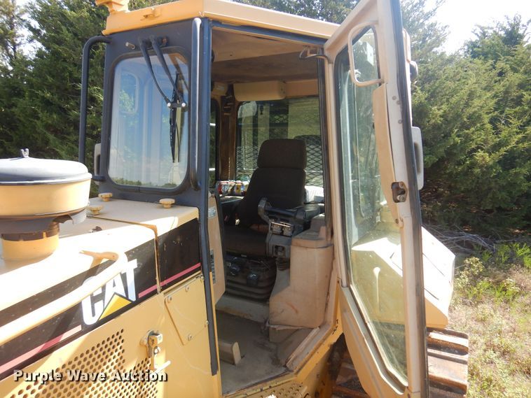 image for item DB7944 1999 Caterpillar D6M XL  dozer
