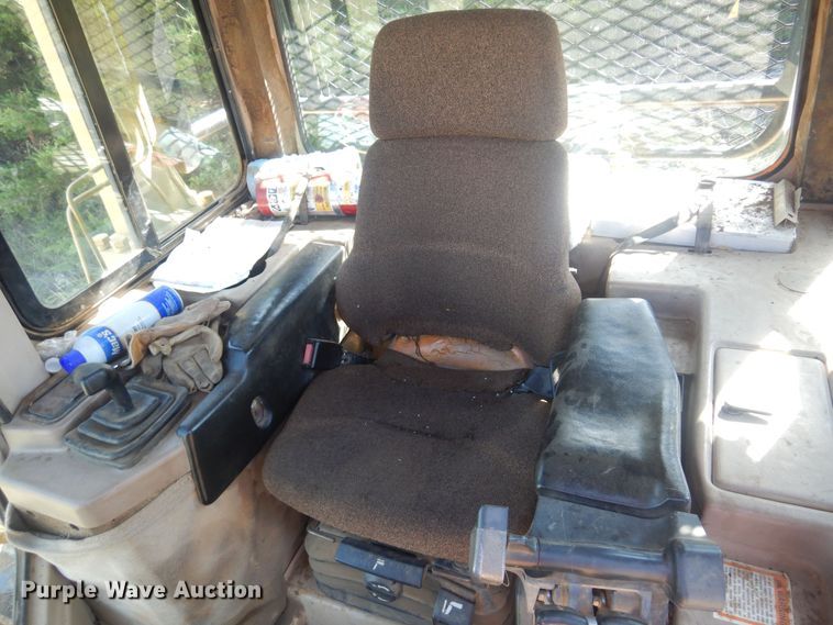 image for item DB7944 1999 Caterpillar D6M XL  dozer