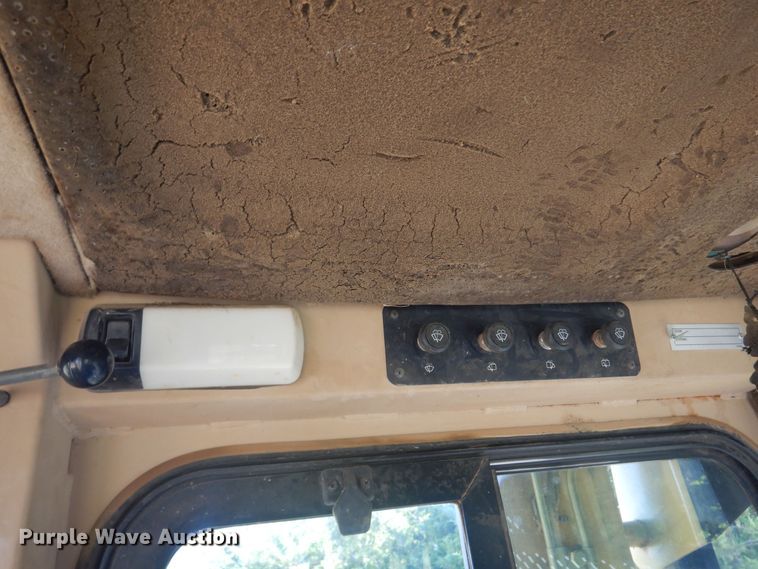 image for item DB7944 1999 Caterpillar D6M XL  dozer